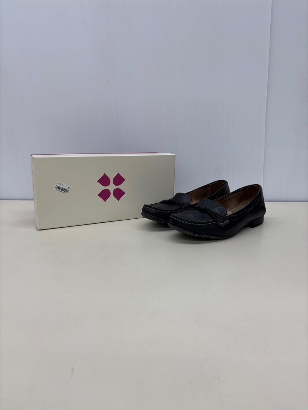 Naturalizer Black Leather Penny Loafers for Men